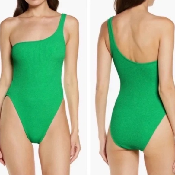 NWT Good American Always Fits Shoulder One
Piece Summer Green - Picture 1 of 11